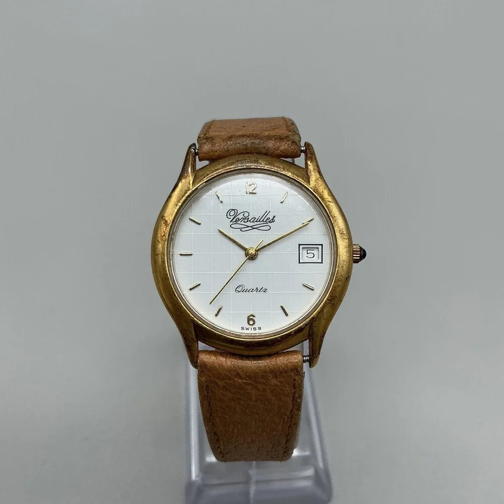Vintage Versailles Womens Watch 31mm Gold Tone Leather Swiss Date New Battery